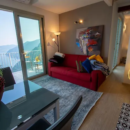 Apartamento Mit Panaoramaterrasse Und Pool By Interhome Parzanica